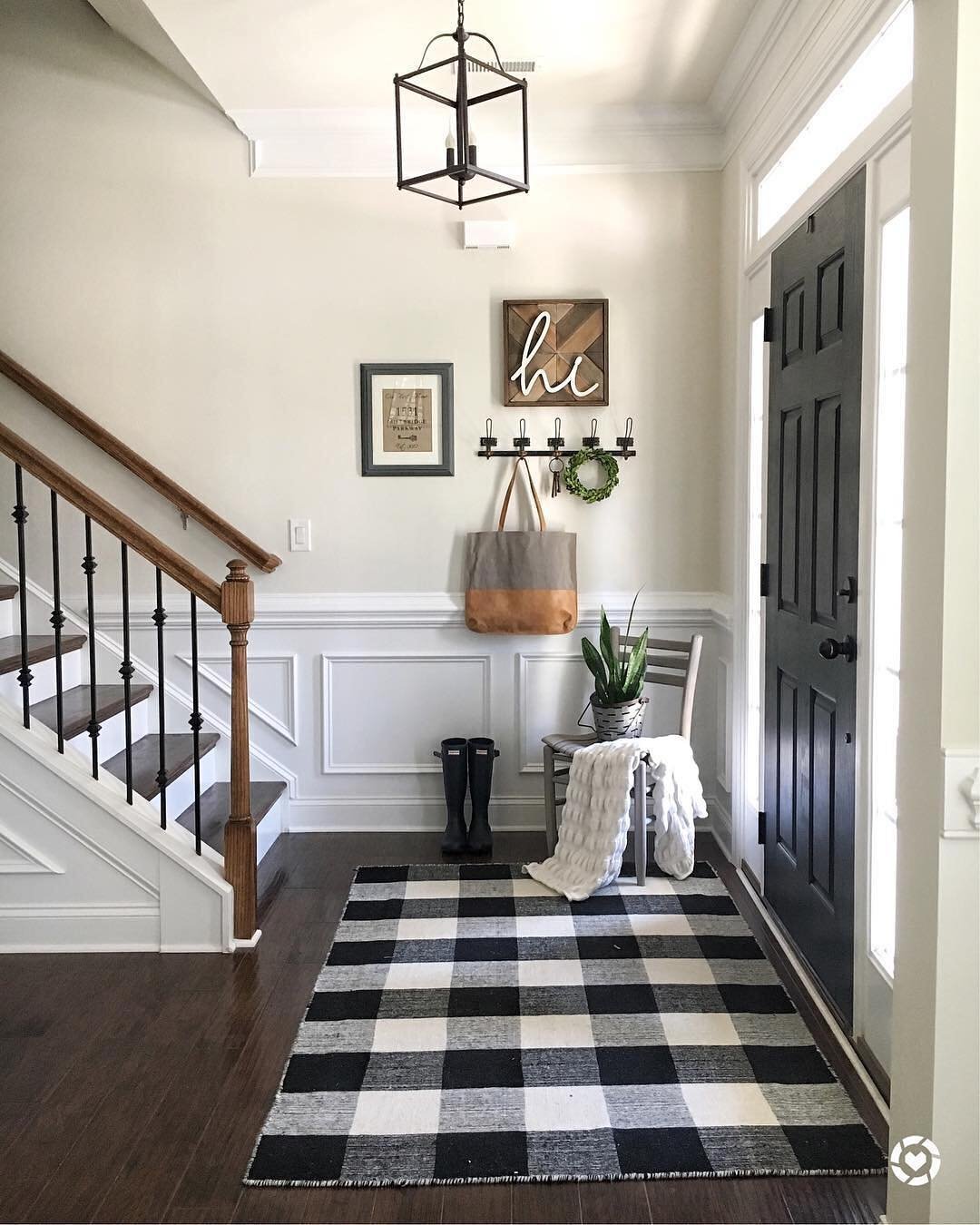 Buffalo Check: Black & White Year-Round Home Decor Ideas