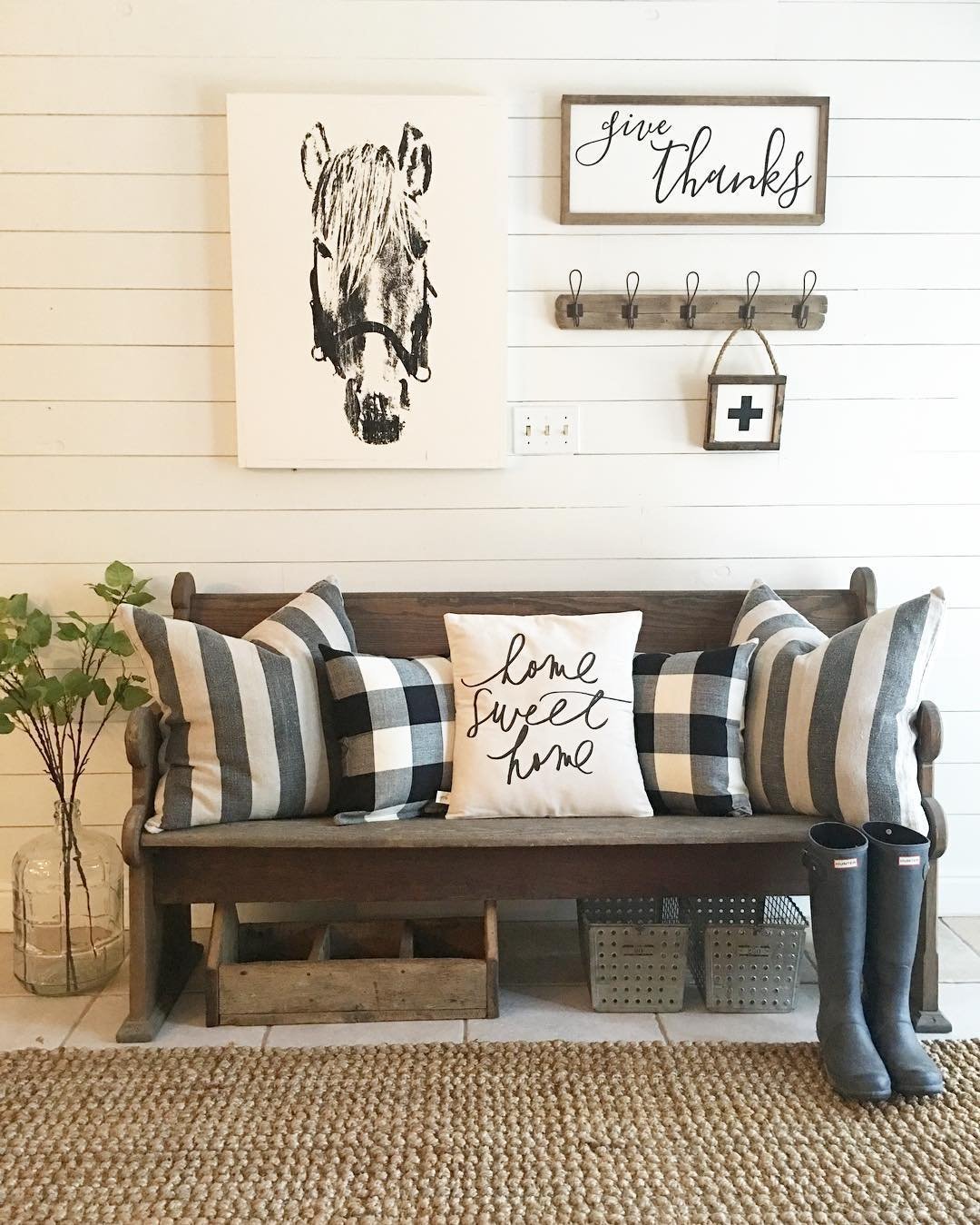 Buffalo Check: Black & White Year-Round Home Decor Ideas