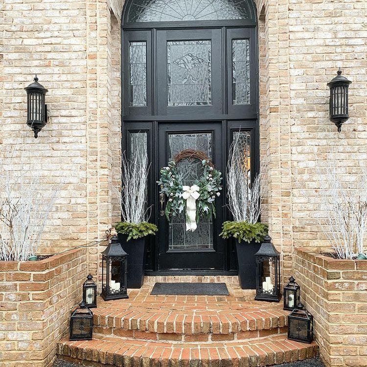 winter-front-porch-decor