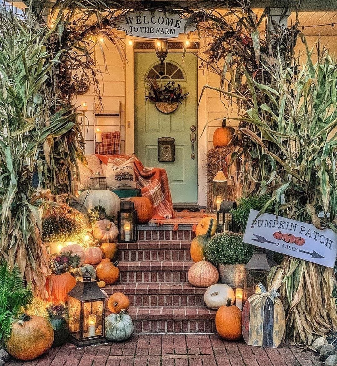 fall front porch decor