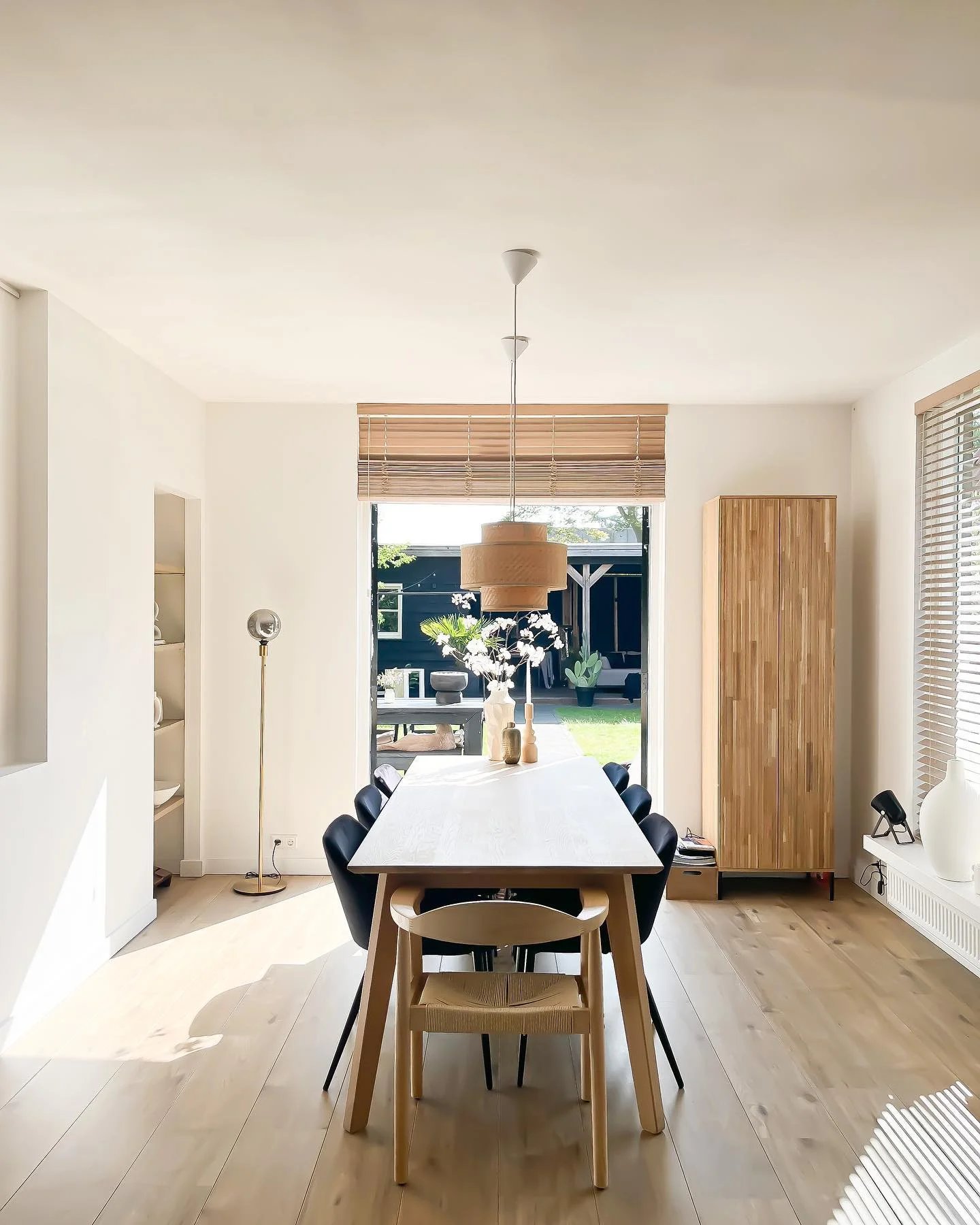 Minimalist Living: How Japandi Decor Can Help Simplify Your Life