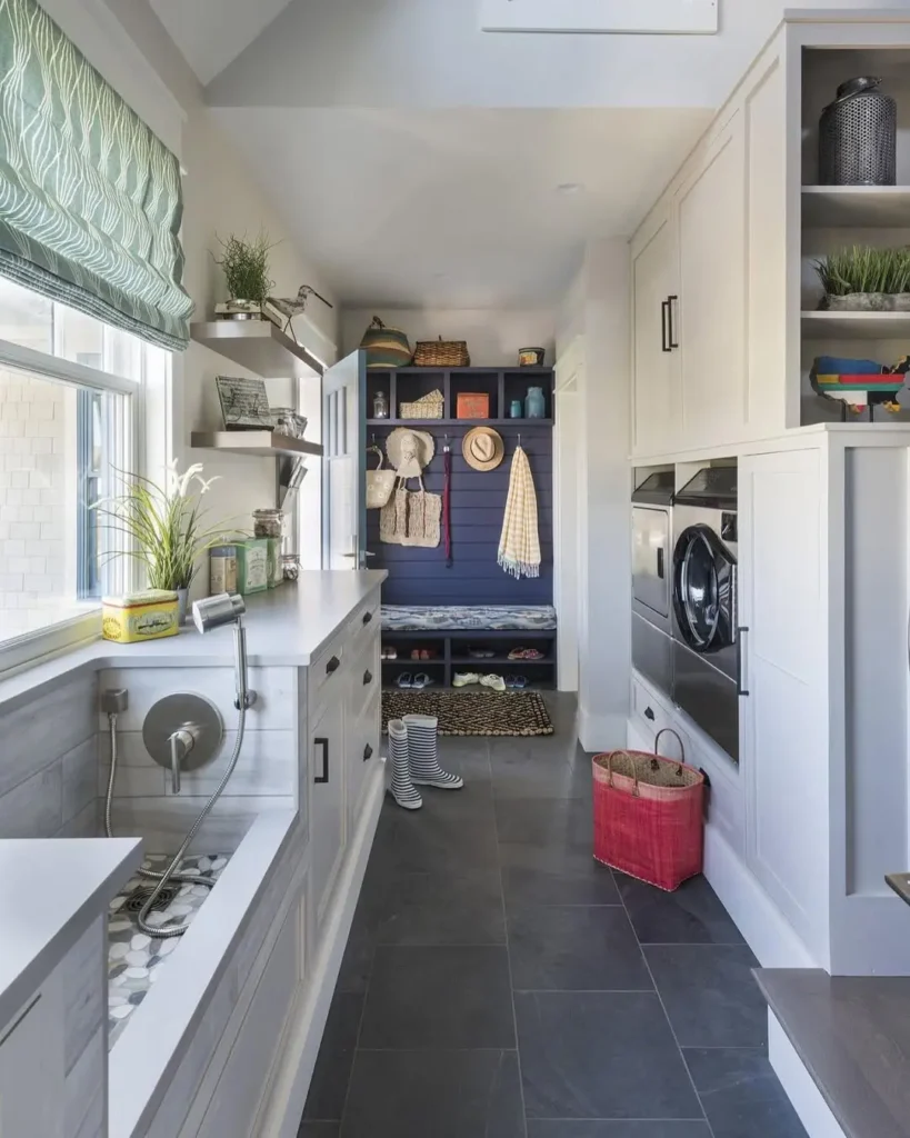 a pet washing station in a mudroom-laundry combo room creates a great multi-functional room and keep the rest of the home clean 